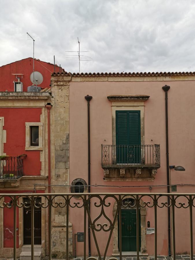 Apartamento Casa al Teatro Noto Exterior foto