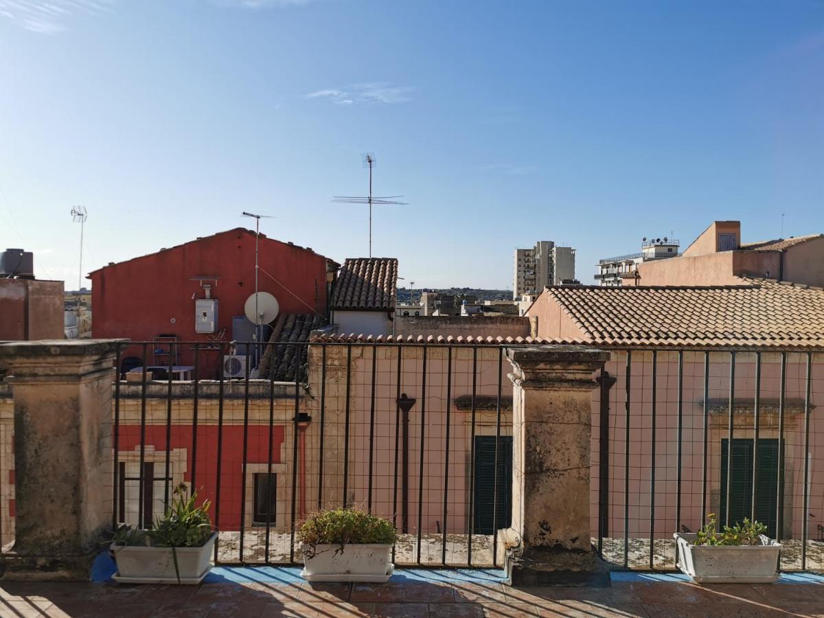 Apartamento Casa al Teatro Noto Exterior foto